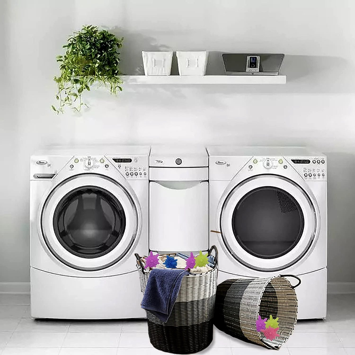 Washing Machine Laundry Reusable Soft Spiky Balls (6 Pc) by Wukusy