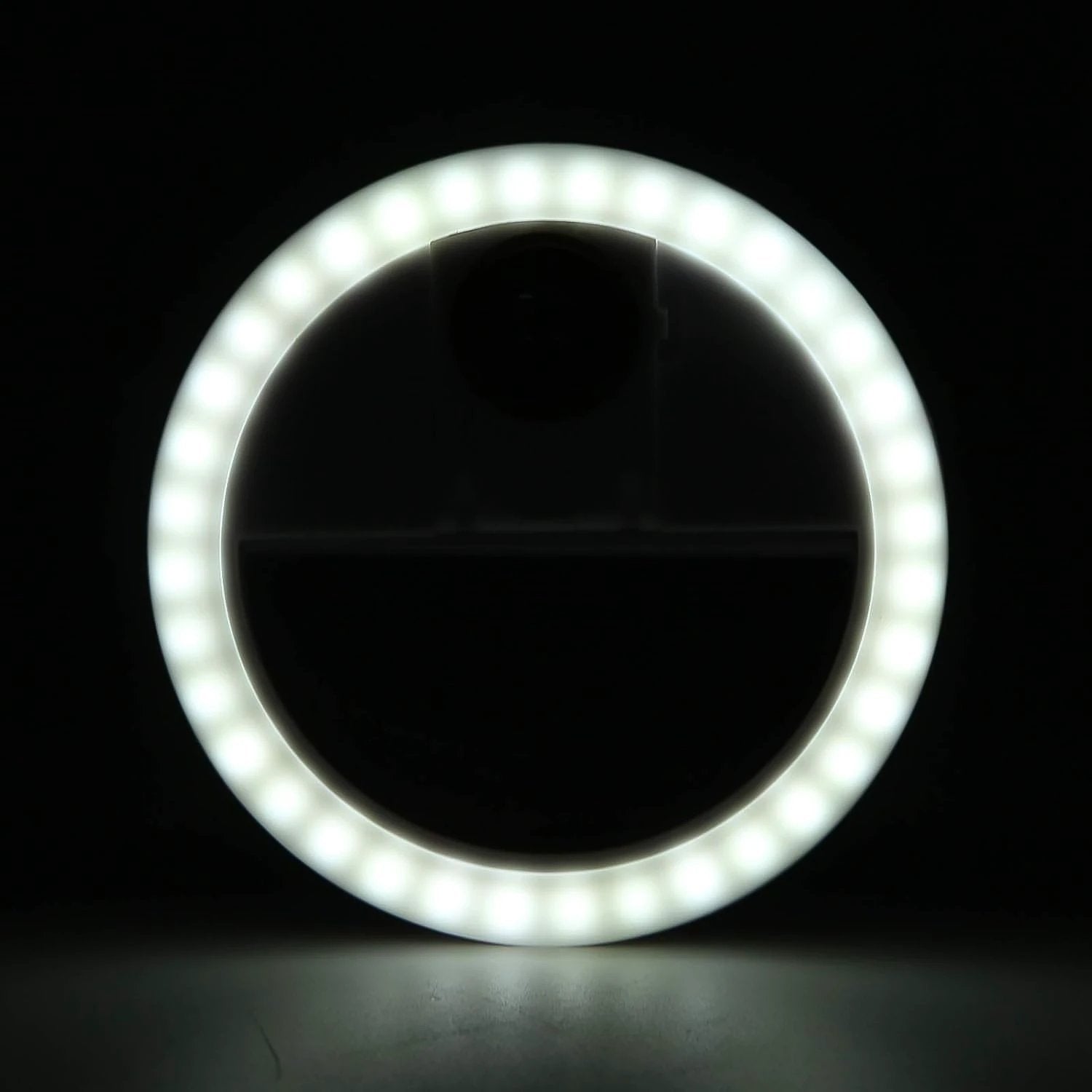 Selfie Flash Ring Light With 3 Level Of Brightness (1 Pc) by Wukusy
