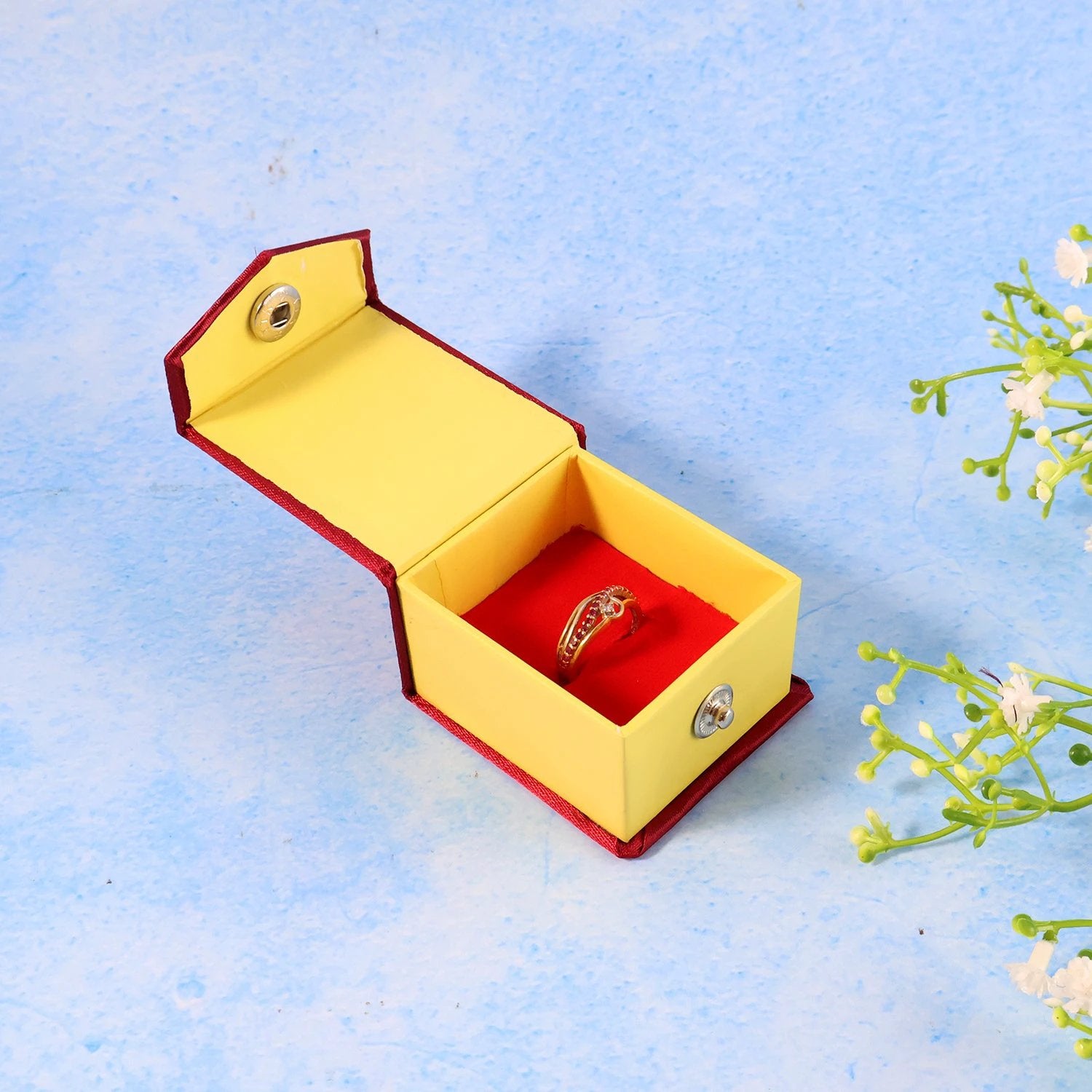 Premium Elegant Ring Gift Box With Soft Velvet Cushion by Wukusy