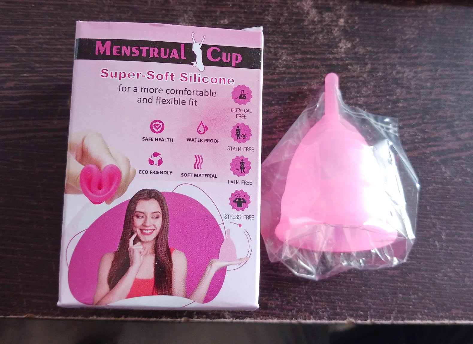 6112b Reusable Menstrual Cup Used By Womens And Girls During The Time Of Their Menstrual Cycle by Wukusy