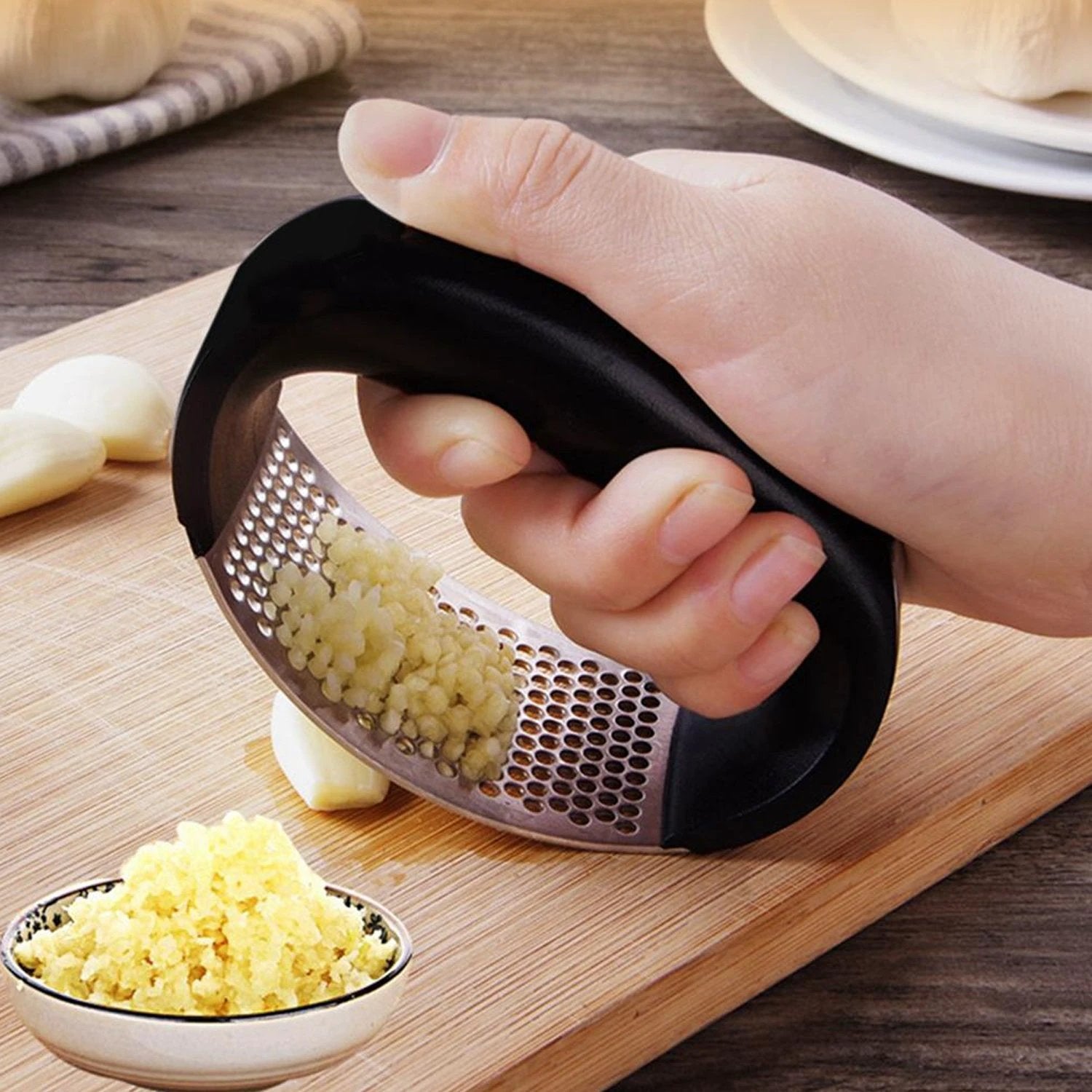 2350 Multipurpose Garlic Presser Squeeze Press Crusher Stainless Steel Kitchen Tools Quick Handy Ginger Garlic Crusher by Wukusy