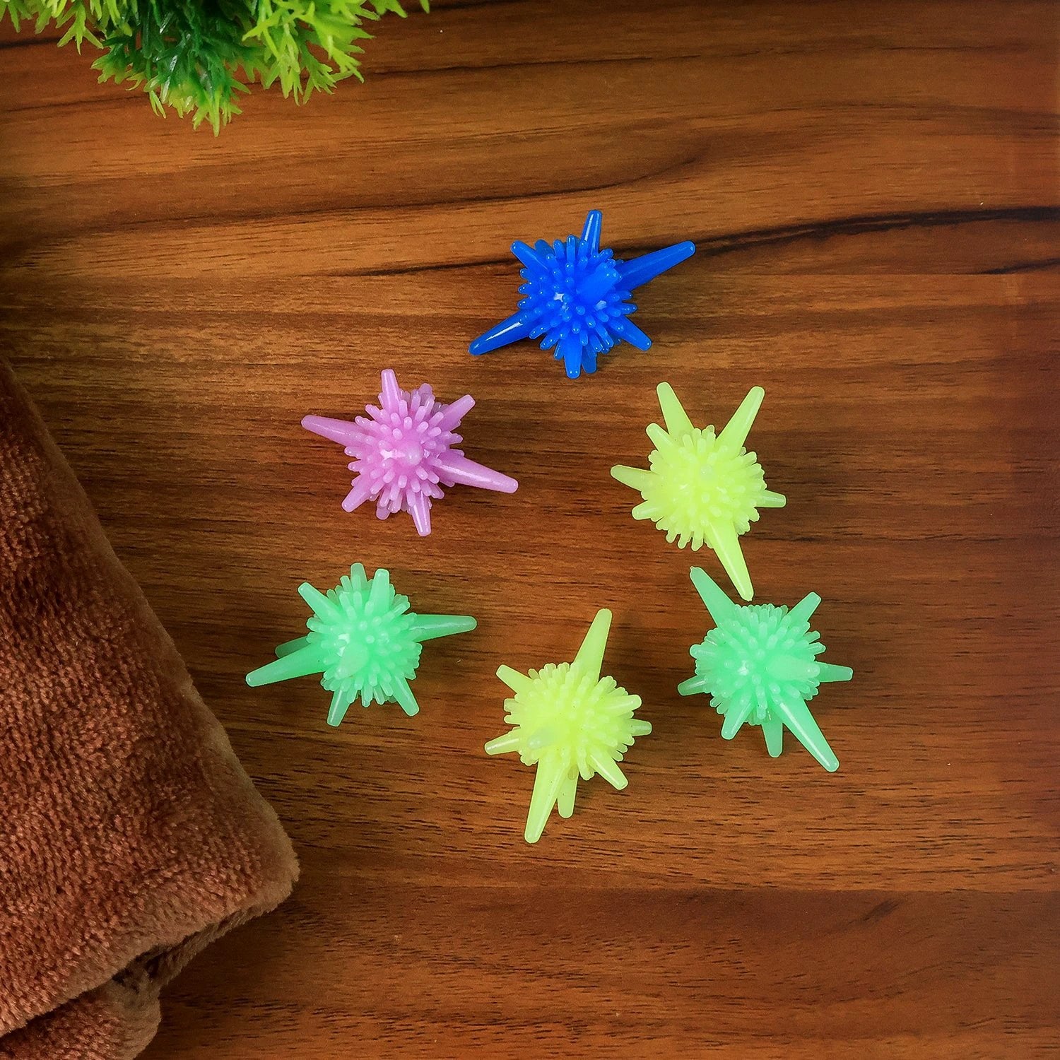 Washing Machine Laundry Reusable Soft Spiky Balls (6 Pc) by Wukusy