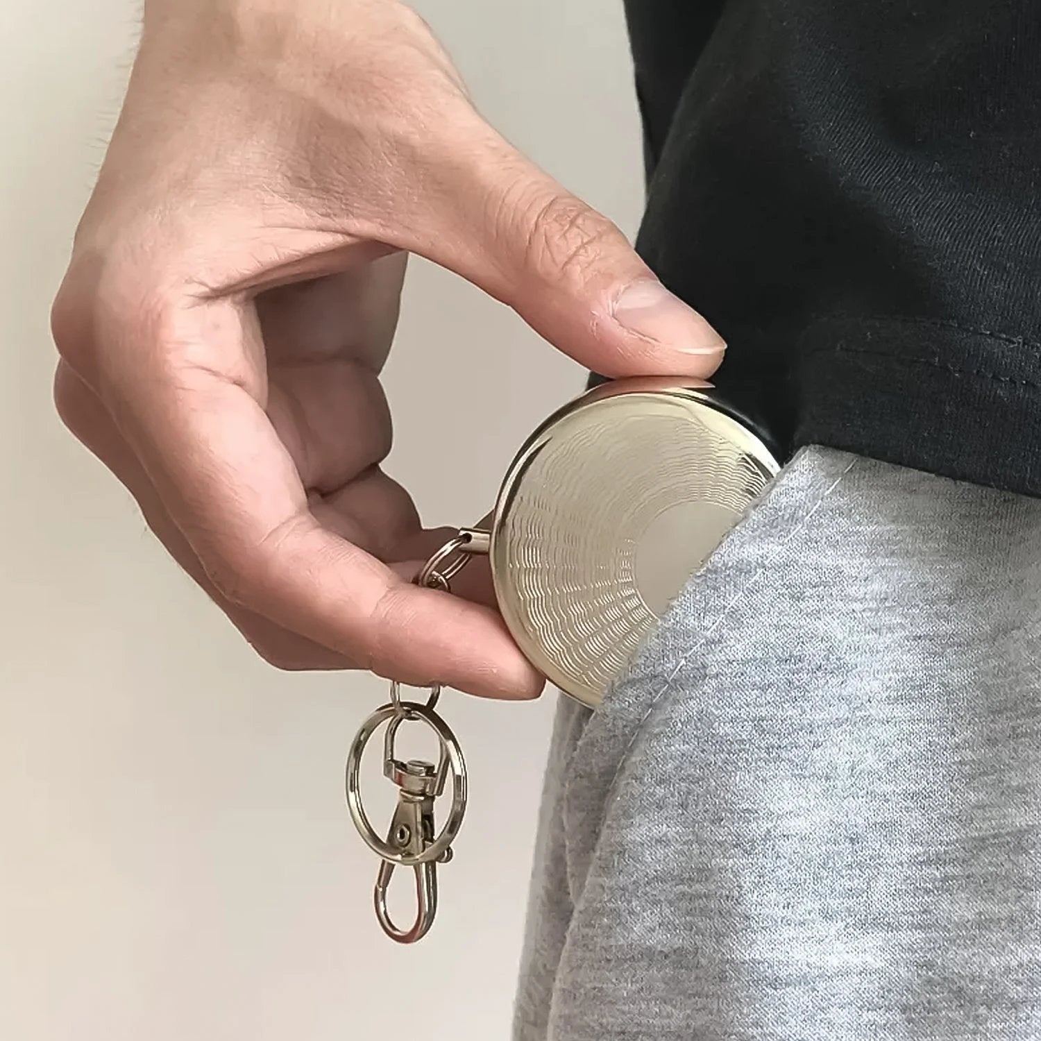 Mini Pocket Ss Ashtray With Keyring (1pc) by Wukusy