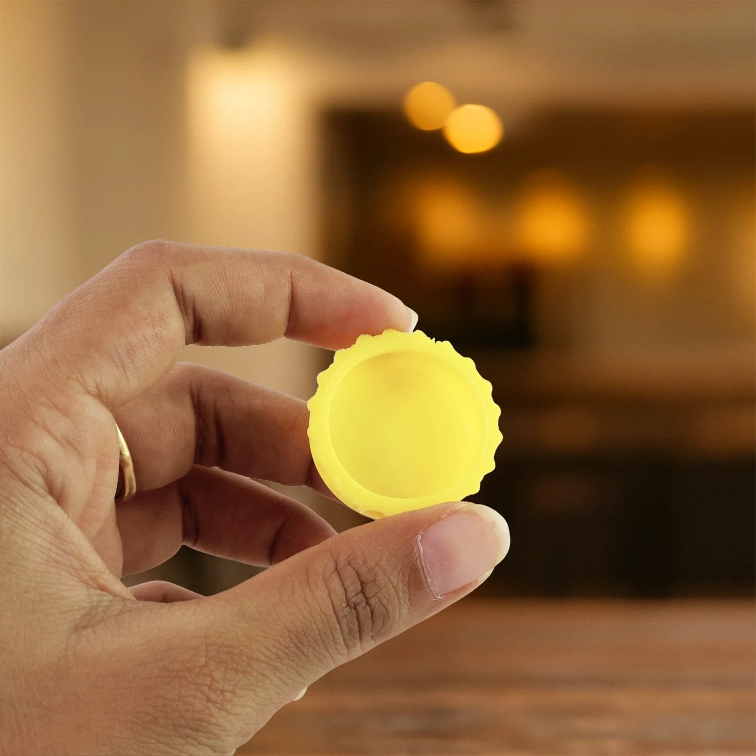 Reusable Silicone Bottle Cap Cover - (1 Pc) - 69KART