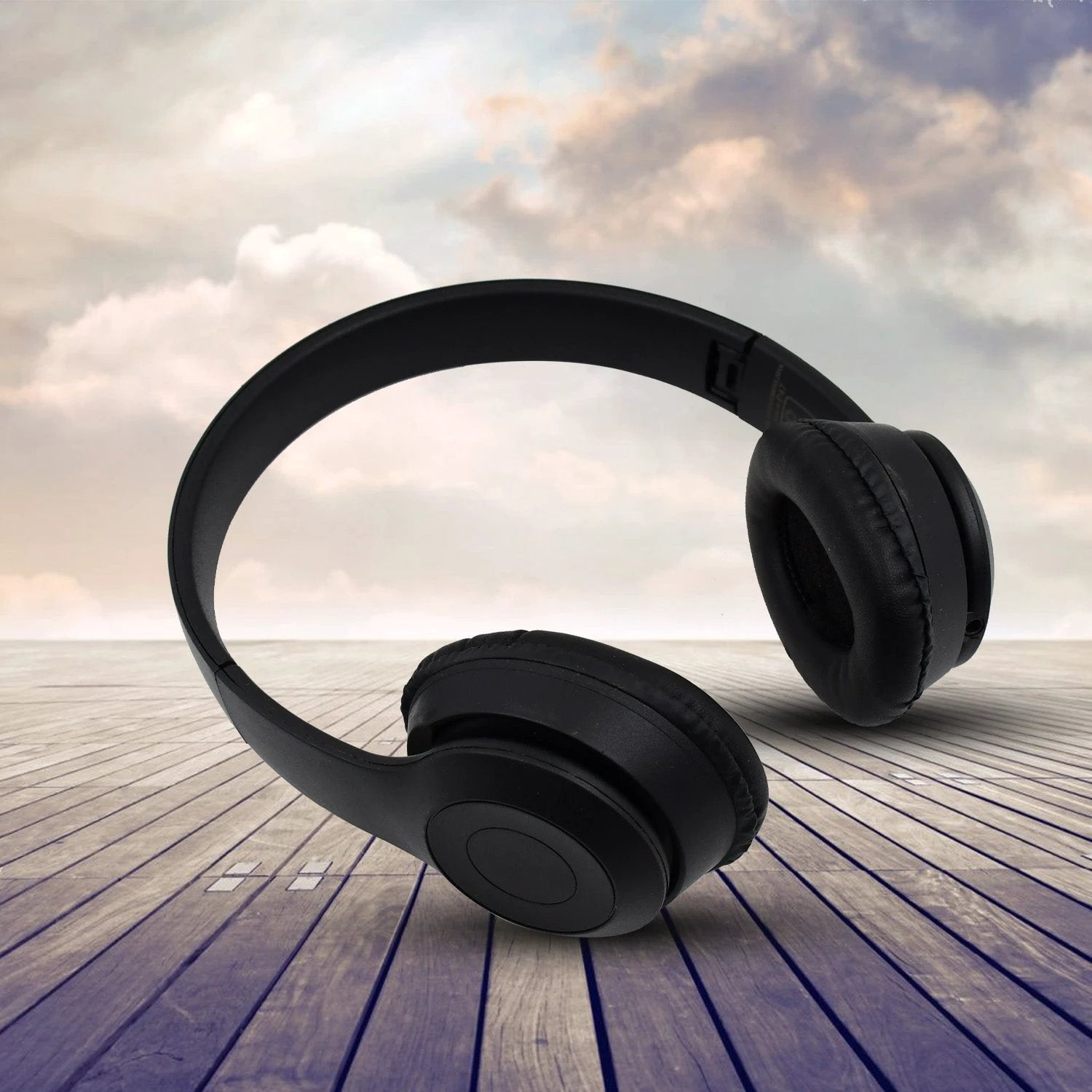 Foldable Wireless Headphone With Calling Function (1 Pc) by Wukusy