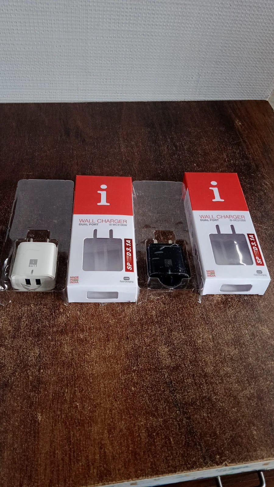 Iball Dual Usb Wall Charger 5v3.1a High-speed Dual Port Fast Charging Adapte (1 Pc) by Wukusy