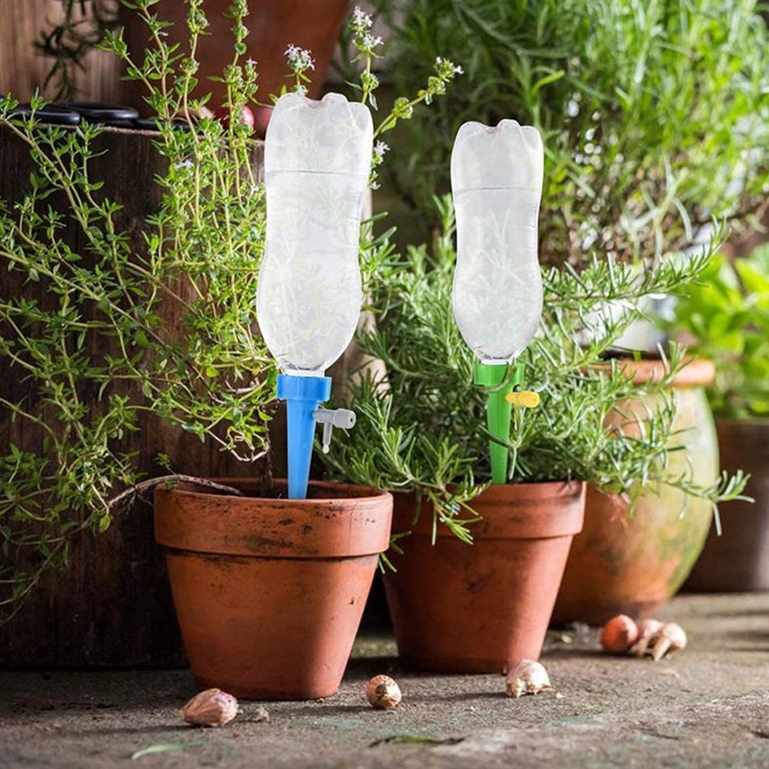 Plant Watering Spikes Self Watering Spikes Water Dripper For Plants Adjustable Plant Watering Devices With Slow Release Control Valve Switch - 69KART