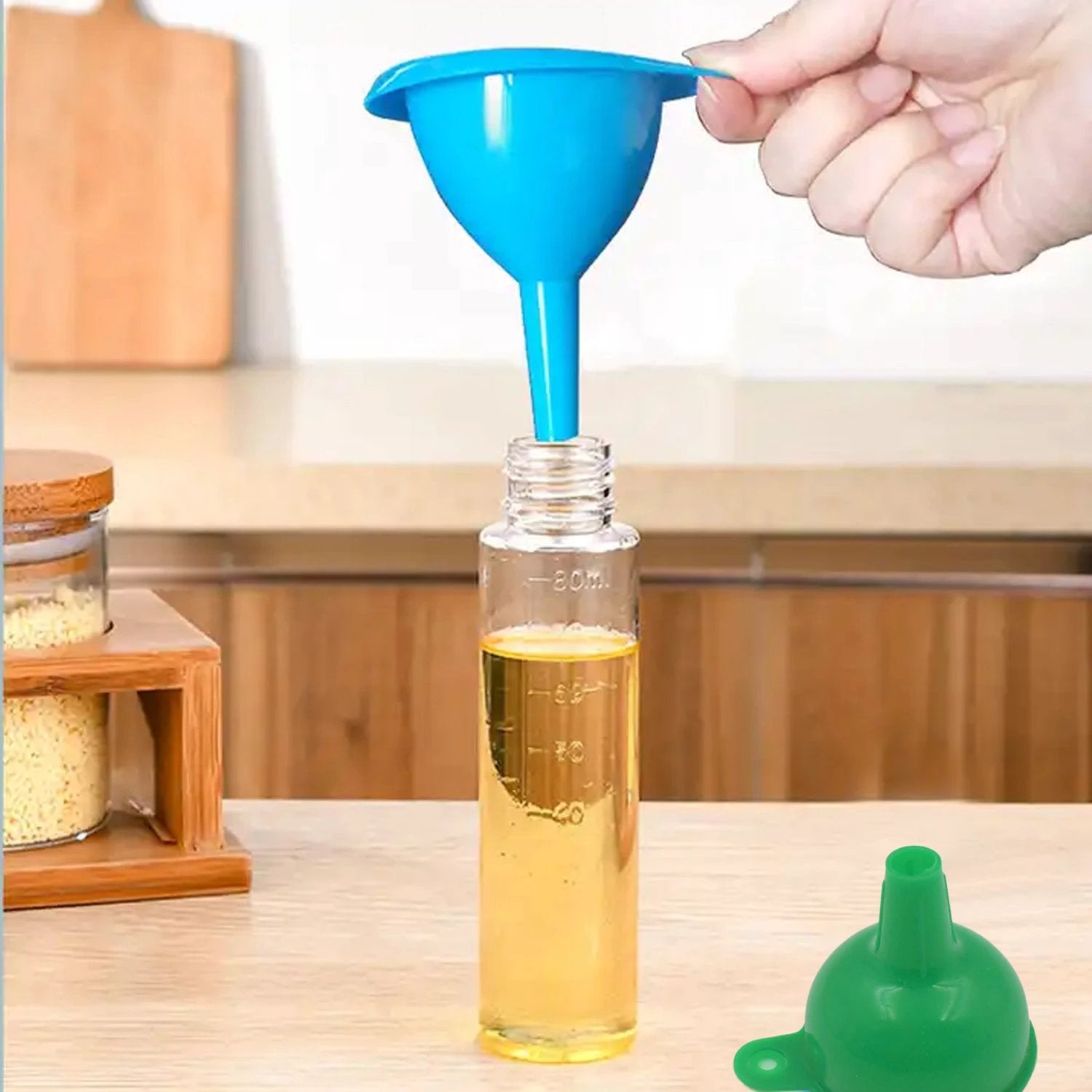 4237 Silicone Funnel For Pouring Oil Sauce Water Juice And Small Food-grainsfood Grade Silicone Funnel (1 Pc Green) by Wukusy