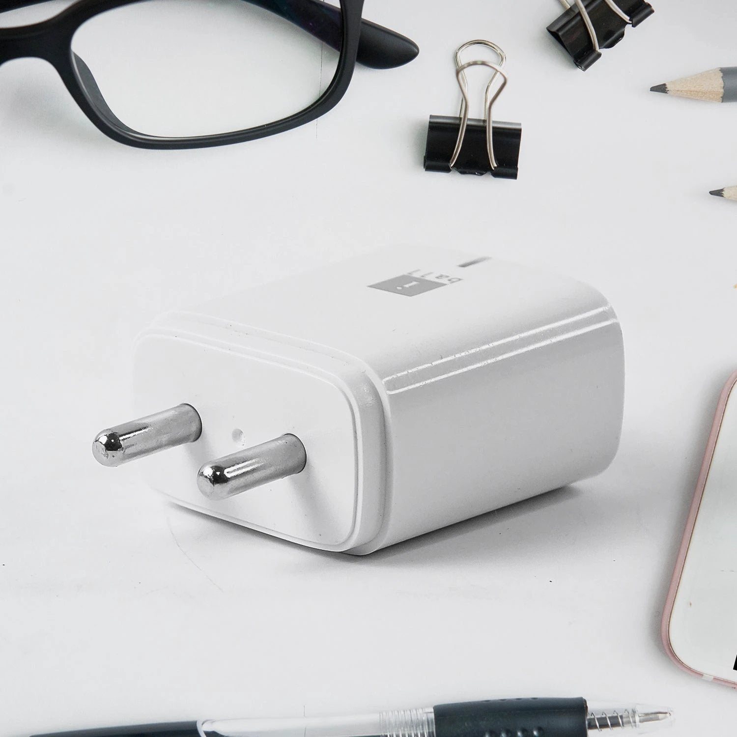 Iball Dual Usb Wall Charger 5v3.1a High-speed Dual Port Fast Charging Adapte (1 Pc) by Wukusy
