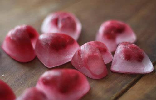 1133 Heart Shape Ice Cube Tray by Wukusy