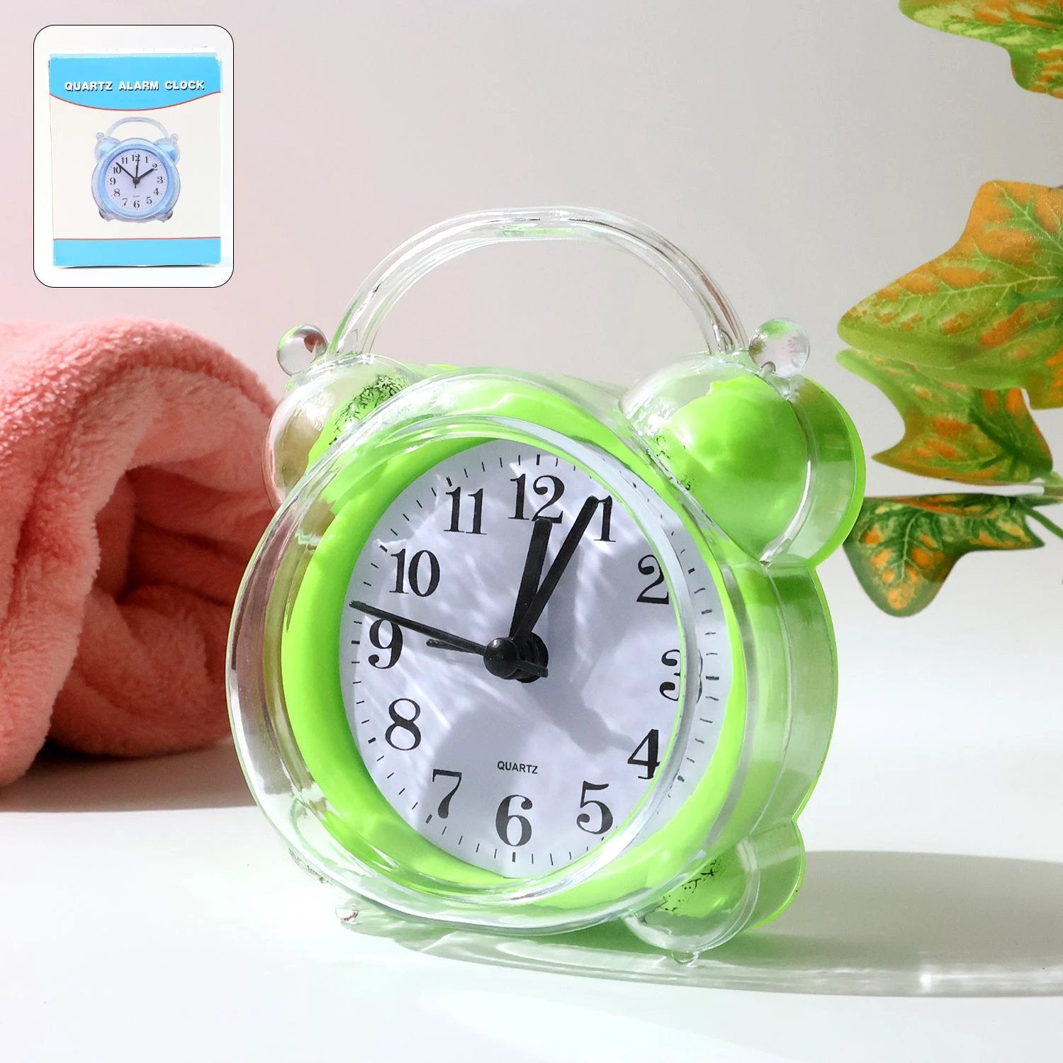 Classic Quartz Alarm Clock (1 Pc) by Wukusy