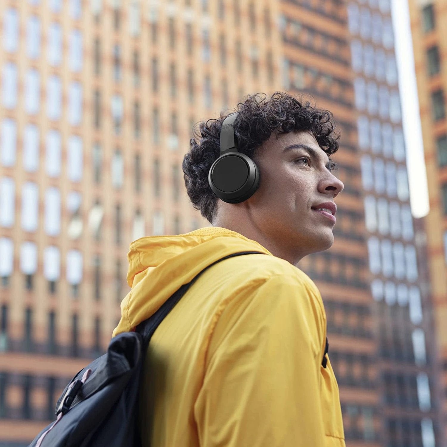 Foldable Wireless Headphone With Calling Function (1 Pc) by Wukusy