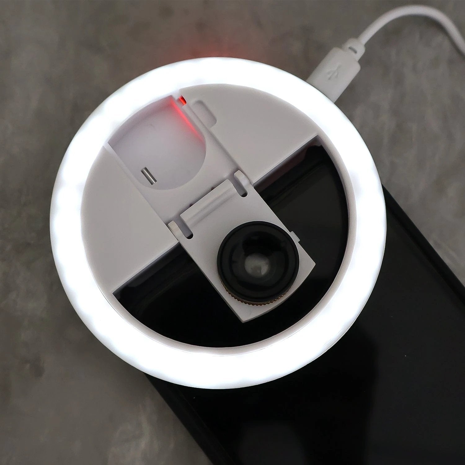 Selfie Flash Ring Light With 3 Level Of Brightness (1 Pc) by Wukusy