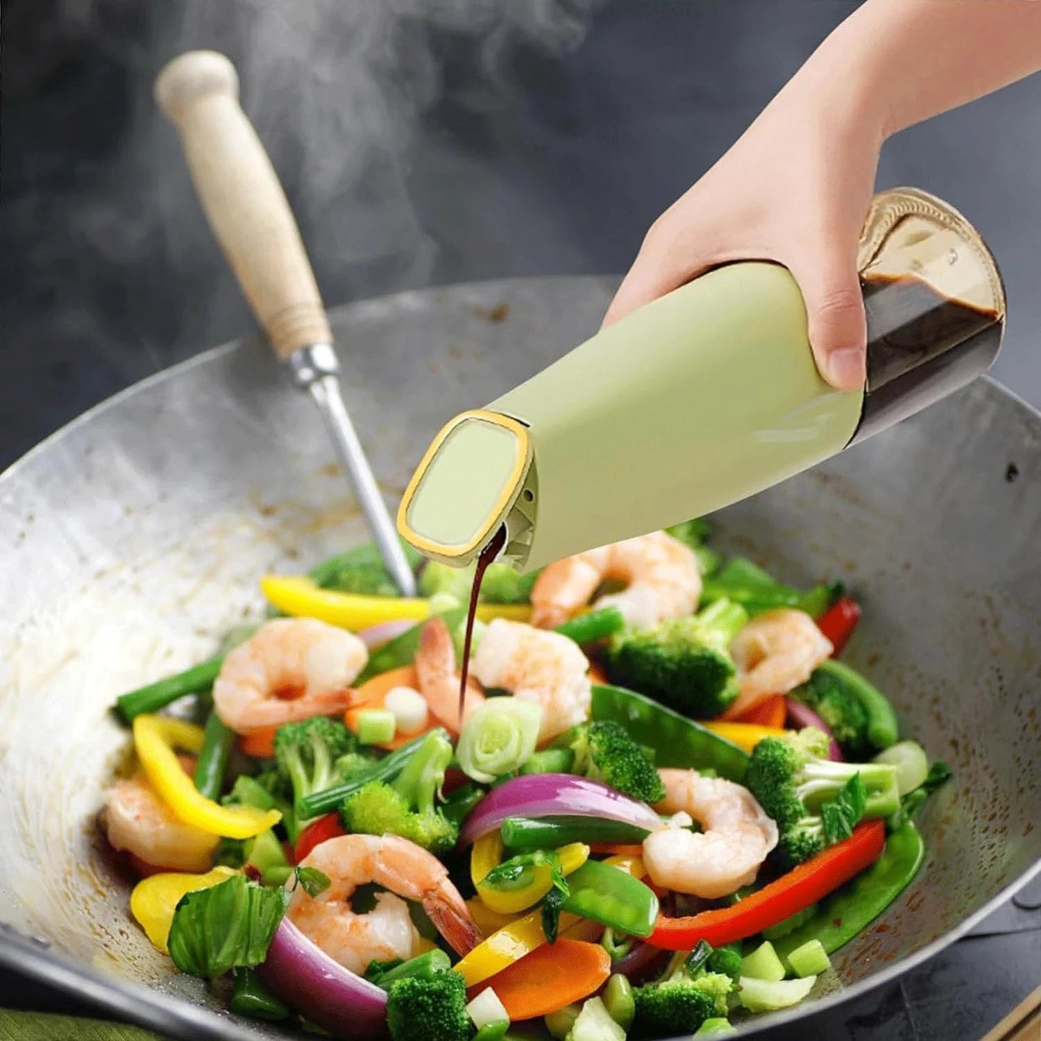 8214 Oil Dispenser 500ml Cooking Oil Dispensing Cruets Oil Bottle With Automatic Open Lid Kitchen Glass Oil Pot Cooking Oil Bottle For Kitchen Grilling Frying (500 Ml) - 69kart